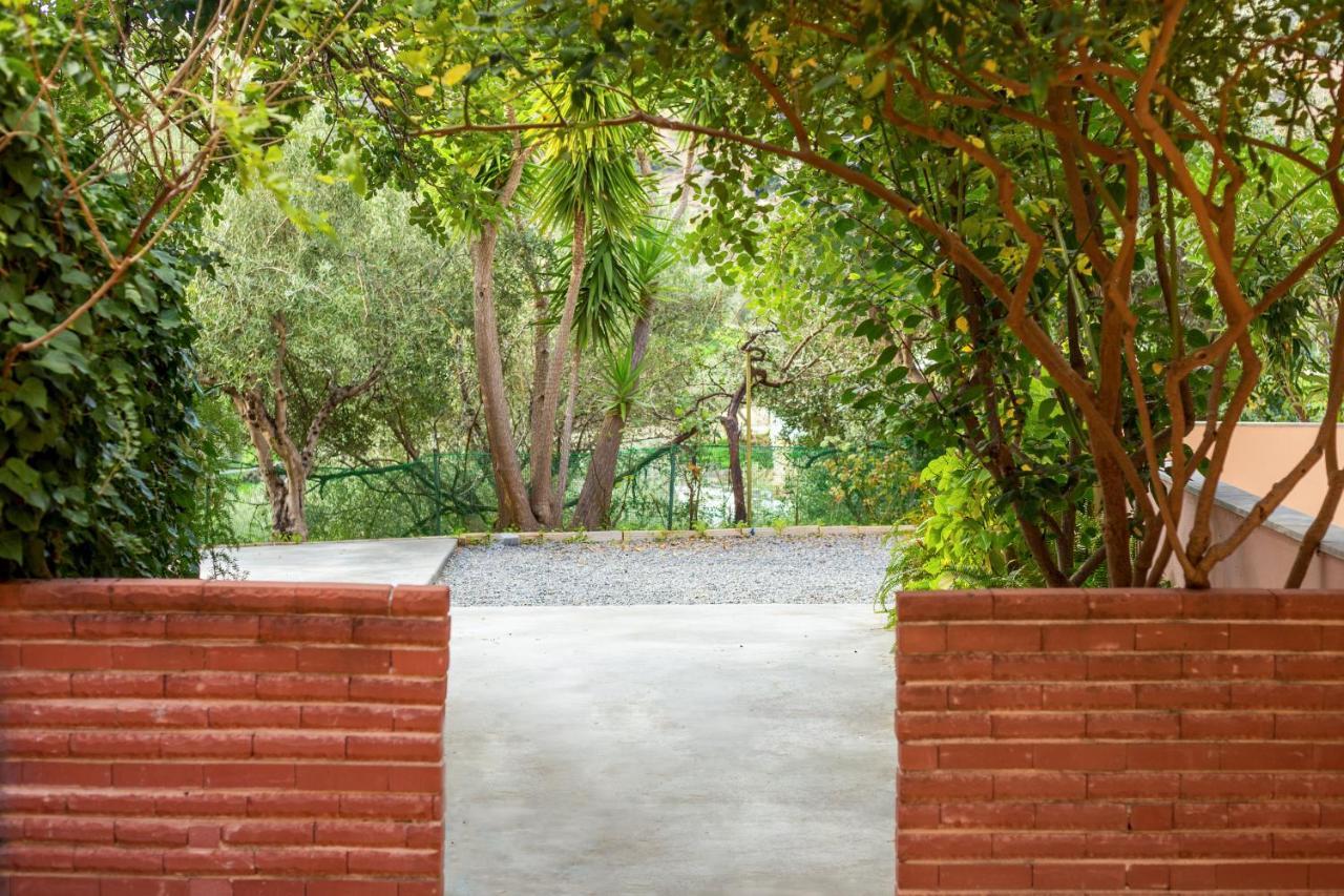 Aphrodite Studios & Apartment Bali  Zewnętrze zdjęcie
